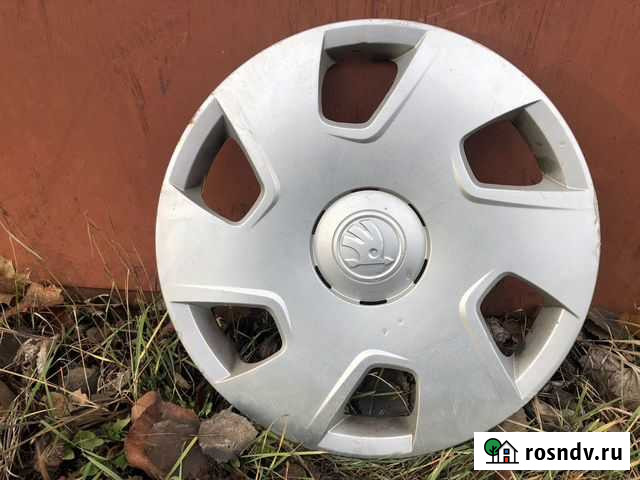 Оригинальные колпаки Skoda Rapid R15 Ижевск - изображение 1