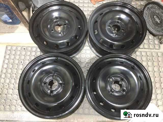 Оригинальные ваз R15 сверловка 4*100 Курск - изображение 1