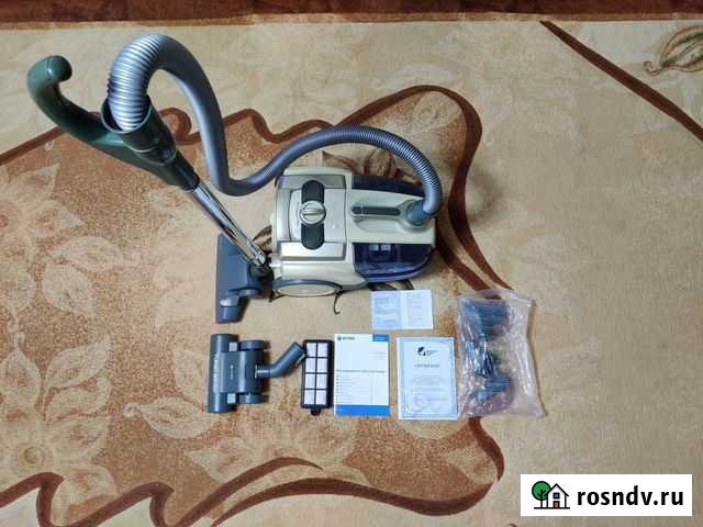 Продам Пылесос с Аква-фильтром Нефтекамск - изображение 1