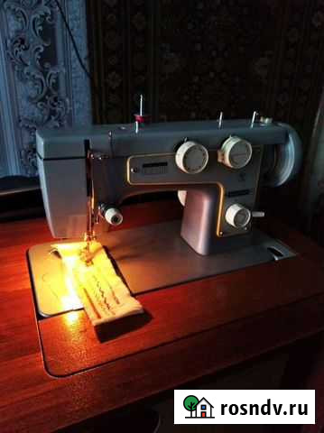 Швейная машина Подольск 142 Курган - изображение 1