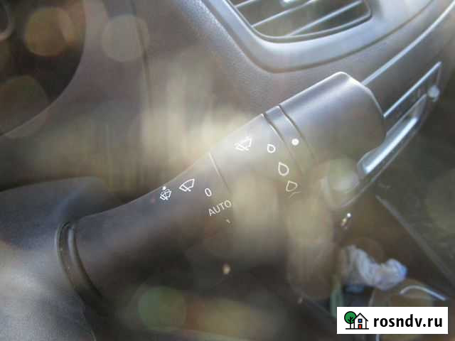Подрулевой переключатель пр Renault Fluence 2013 Миасс - изображение 1