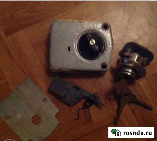 Замок дверной накладной б/у Ялта - изображение 1