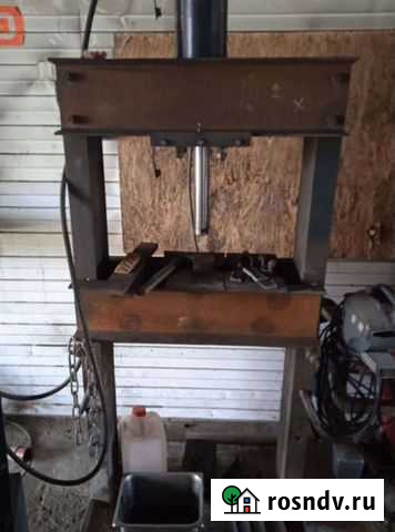 Пресс гидравлический бу для гаража Майкоп - изображение 1