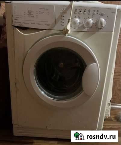 Стиральная машина Indesit Красная Яруга - изображение 1