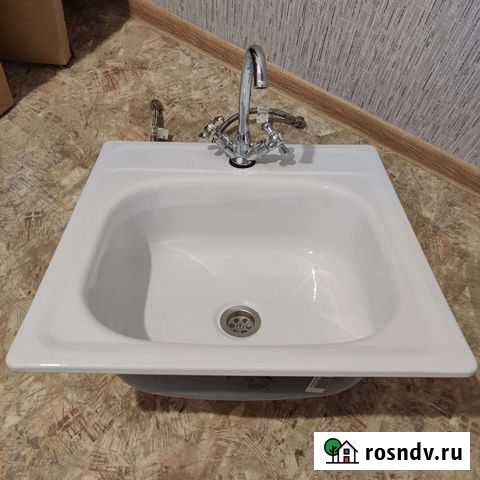 Раковина с краном 50*50 новая Новый Уренгой - изображение 1