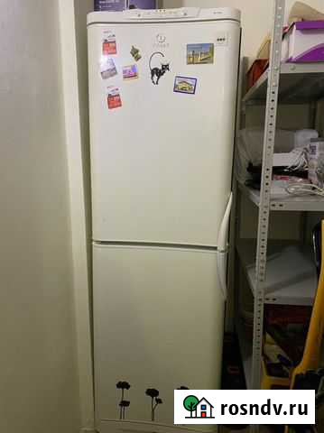 Холодильник бу indesit Калуга - изображение 1
