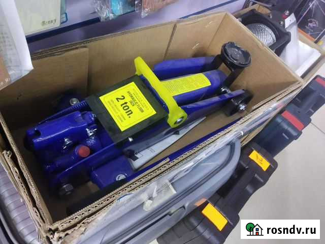 Домкраты подкатные 2 тонны новые Благовещенск - изображение 1