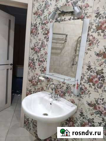 Раковина, смеситель, зеркало Геленджик - изображение 1