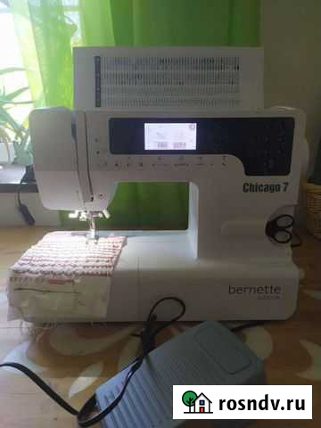 Швейная машина Bernette Chicago 7 для вышивания и Липецк - изображение 1
