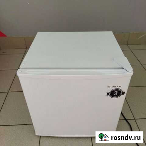 Холодильник Dexp TF050D(Скупка обмен) Камышин - изображение 1