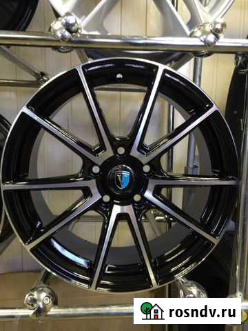 Диски R17 5x114,3 et45 d67,1 Venti цвет Bfp Пермь - изображение 1