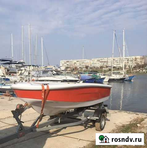 Румпельная стеклопластиковая лодка Fisher Севастополь - изображение 1