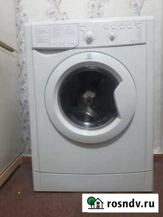 Стиральная машинаi indesit Б/У Ижевск - изображение 1