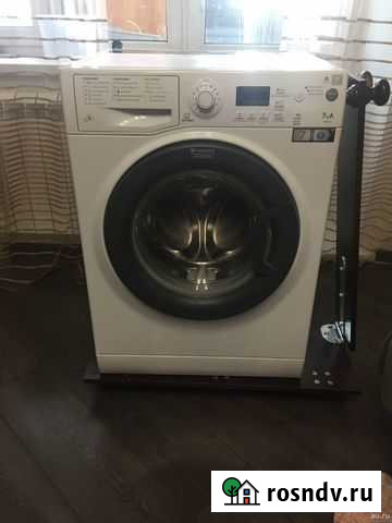 Стиральная машина Hotpoint-Ariston на 7кг Электроугли - изображение 1