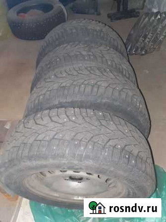 215/65R16 зима шипы на стальных дисках Санкт-Петербург - изображение 1
