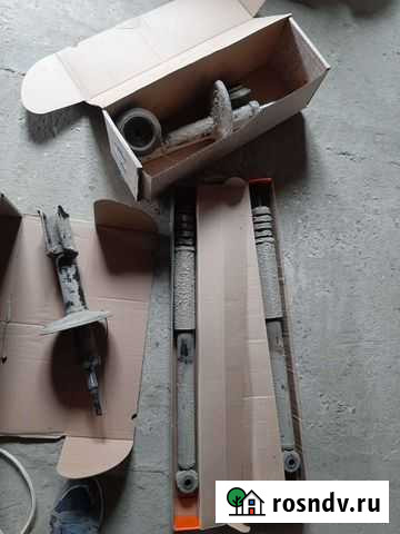 Амортизаторы Ларгус Рено Шали - изображение 1