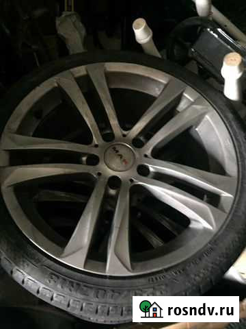 Диски r18 бмв Губкинский - изображение 1