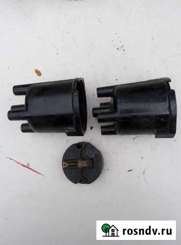 Крышка трамблера с бегунком ваз 2101 - 2 шт Кудиново - изображение 1