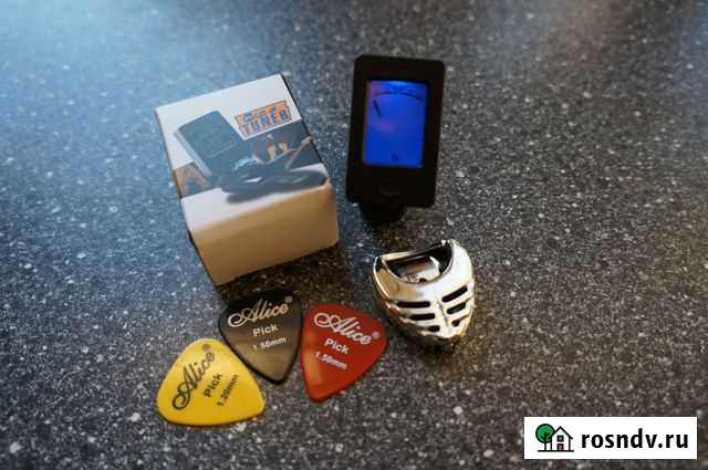 Гитарный тюнер + подарки Красногорск - изображение 1