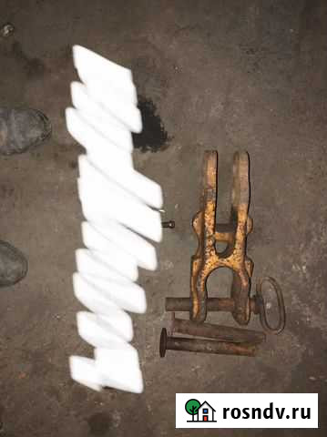 Продам прицепная скоба,вилка для трактора т-150,дт Губкин - изображение 1