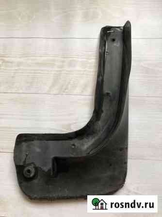 Брызговик передний правый Ford Mondeo 4 2007-2010 Кингисепп