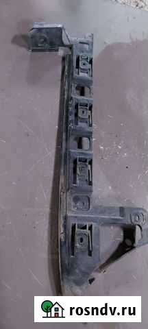 Кронштейн заднего бампера правый на Volkswagen Pas Крымск - изображение 1