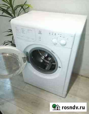 Стиральная машина Indesit 5 kg wisn82 Чебоксары