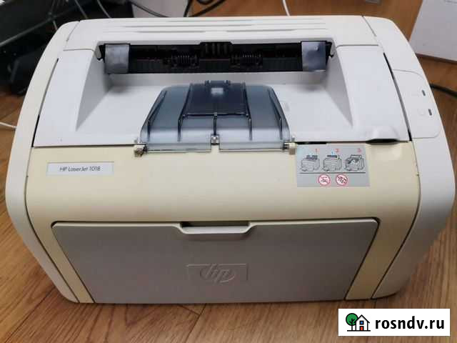 Принтер лазерный hp 1018 Горно-Алтайск - изображение 1
