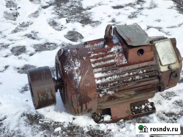 Электродвигатель для крана Ейск - изображение 1