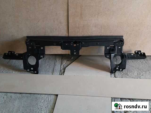 Панель передняя, телевизор VW Touareg 2 / NF Москва - изображение 1