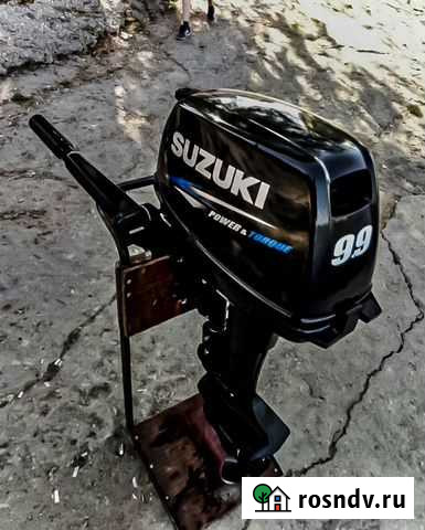 Лодочный мотор Suzuki 9.9 б/у Магадан - изображение 1