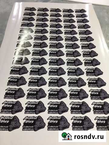 Экспресс печать виниловых наклеек, контурная резка Ростов-на-Дону - изображение 1