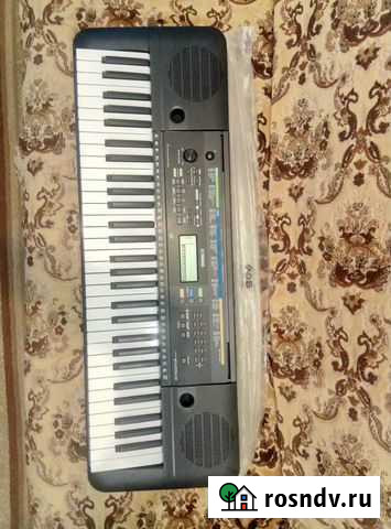 Синтезатор yamaha psr e253 Новосибирск - изображение 1