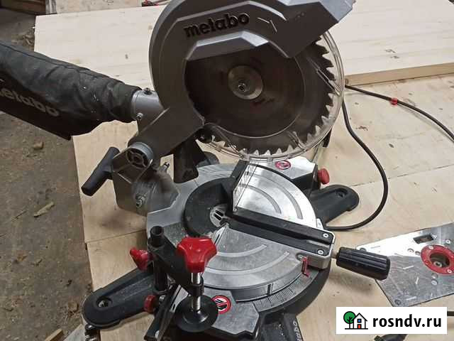 Торцовочная пила metabo KS 216 M Березники - изображение 1