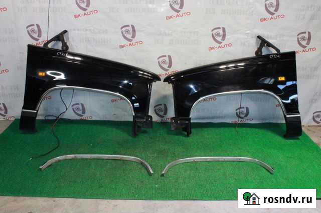 Передние крылья на Chevrolet Tahoe GMT400 Большой Камень - изображение 1