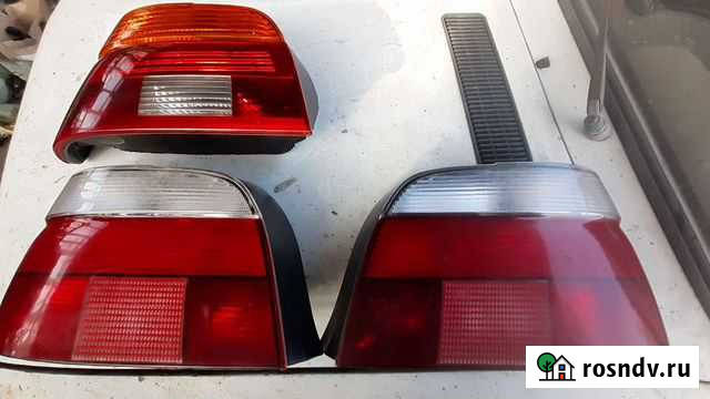 Заднии фонари бмв е39 Майский - изображение 1