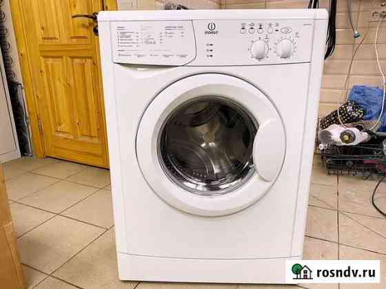Стиральная машина Indesit 3,5 kg (узкая) Ухта