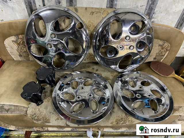 Колпаки хромированные nissan atlas Хабаровск - изображение 1