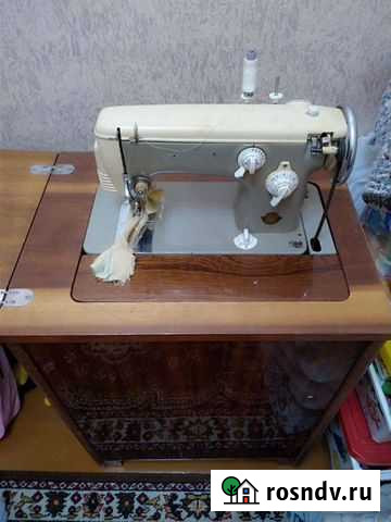 Швейная машинка Чайка Новый Свет - изображение 1