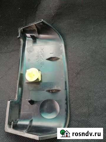 Средняя заглушка рейлингового багажника Ленд Крузе Иркутск - изображение 1