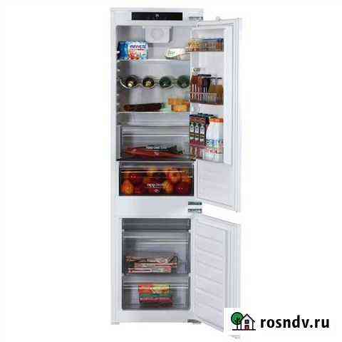 Встраиваемый холодильник комби Hotpoint-Ariston BC Великий Новгород