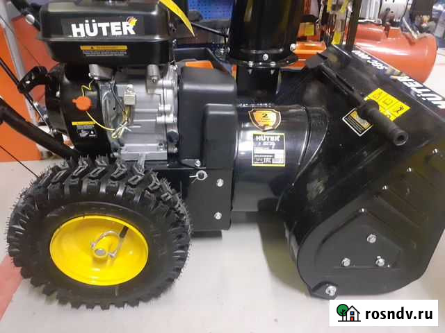 Снегоуборщик Huter SGC 4000, 6,5 л.с Смоленск - изображение 1