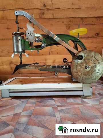 Рукавная швейная машина Версаль Онгудай - изображение 1