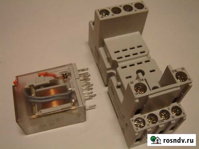 Реле промежуточное CR-M230AC4 с цоколем CR-M2LS Череповец - изображение 1