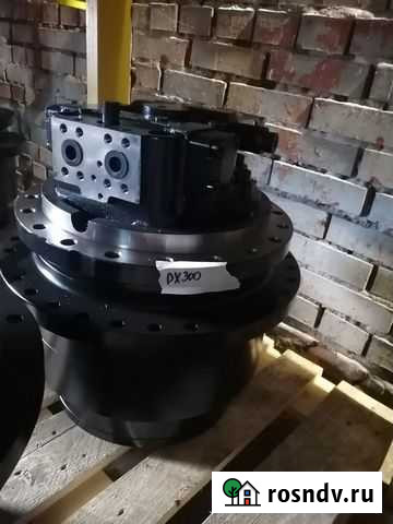 Бортовой редуктор хода DX 300 с гидромотором Сургут - изображение 1