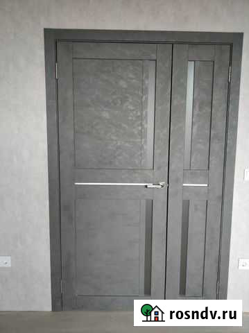Межкомнатная дверь бетон темный экошпон Когалым - изображение 1