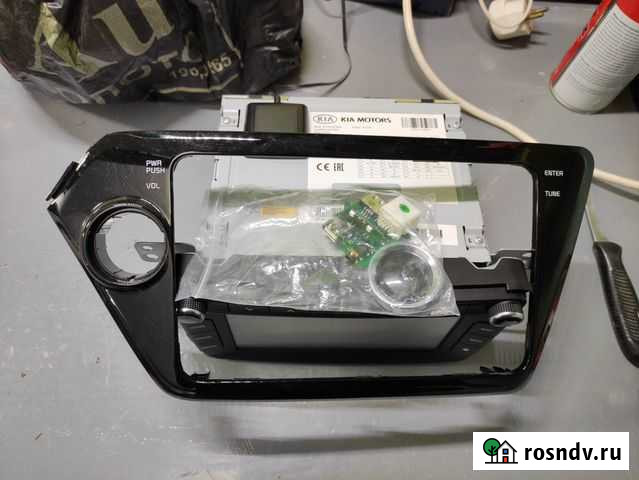 Продам магнитолу на Киа Рио 3 Стрежевой - изображение 1