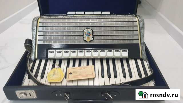 Аккордеон Weltmeister 4/4 Полный Новосибирск - изображение 1