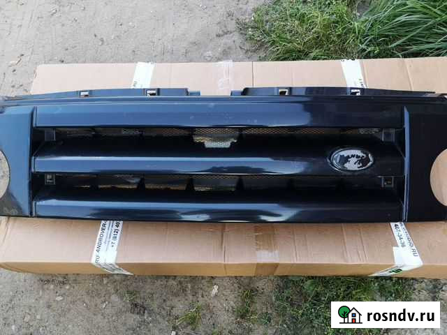 Решётка радиатора Land Rover Discovery 3 Котельники - изображение 1