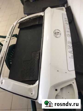 Верхняя дверь Багажника на Toyota Land Cruiser 200 Саки - изображение 1